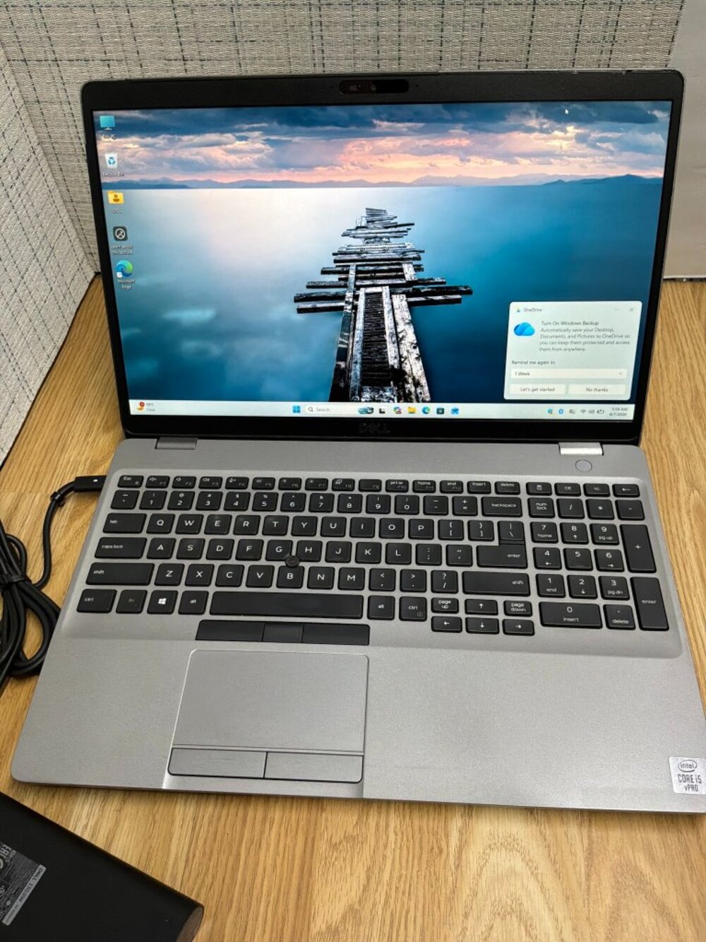Dell Latitude 5510 15.6" Laptop Intel Core i5-10310U 8GB RAM 256GB SSD Wins 11